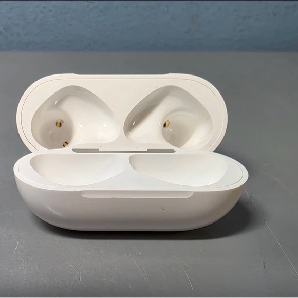 AirPods  4 - Picture 5 of 10